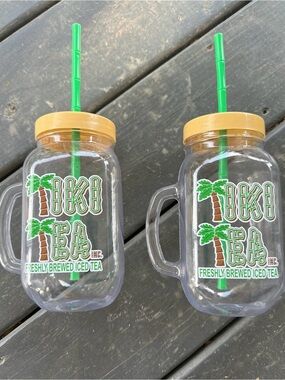TIKI TEA Clear Plastic Mason Jar Tumblers-Gold Lid, Green Bamboo Straws-2total